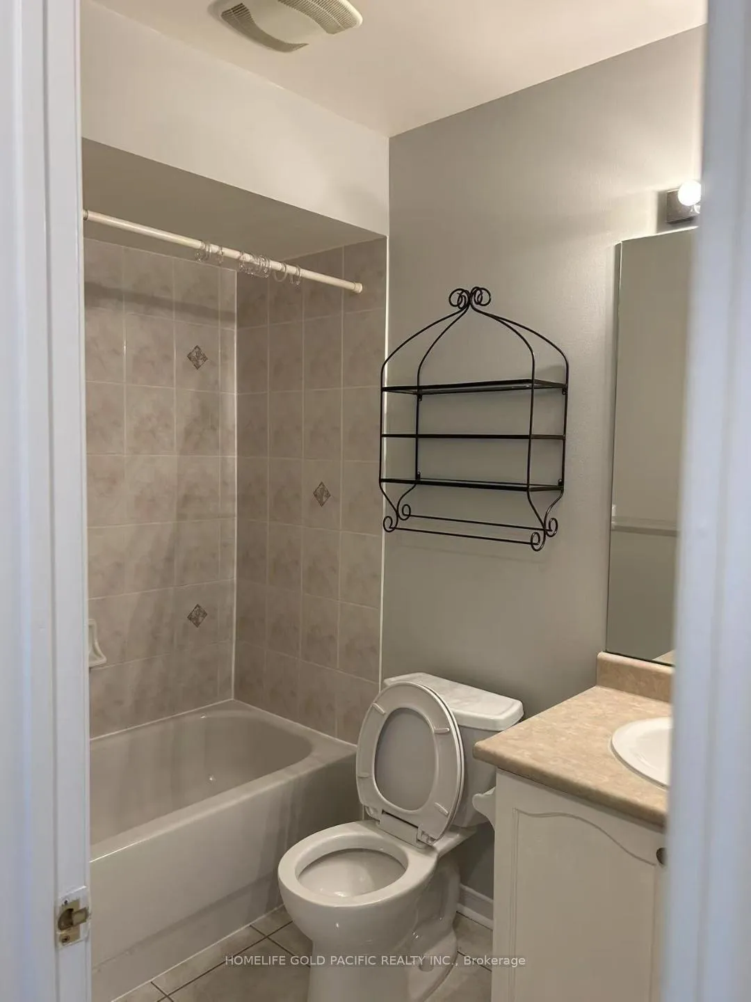 Photo 11 of 34 Robideau Place, Whitby, Pringle Creek — HOMEH