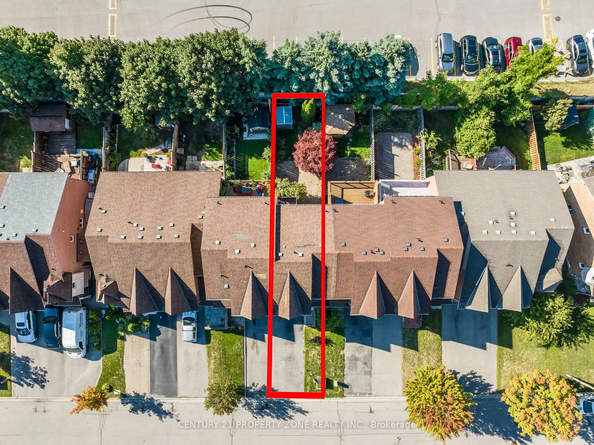 Photo 5 of 63 Kelso Crescent, Vaughan, Maple — HOMEH