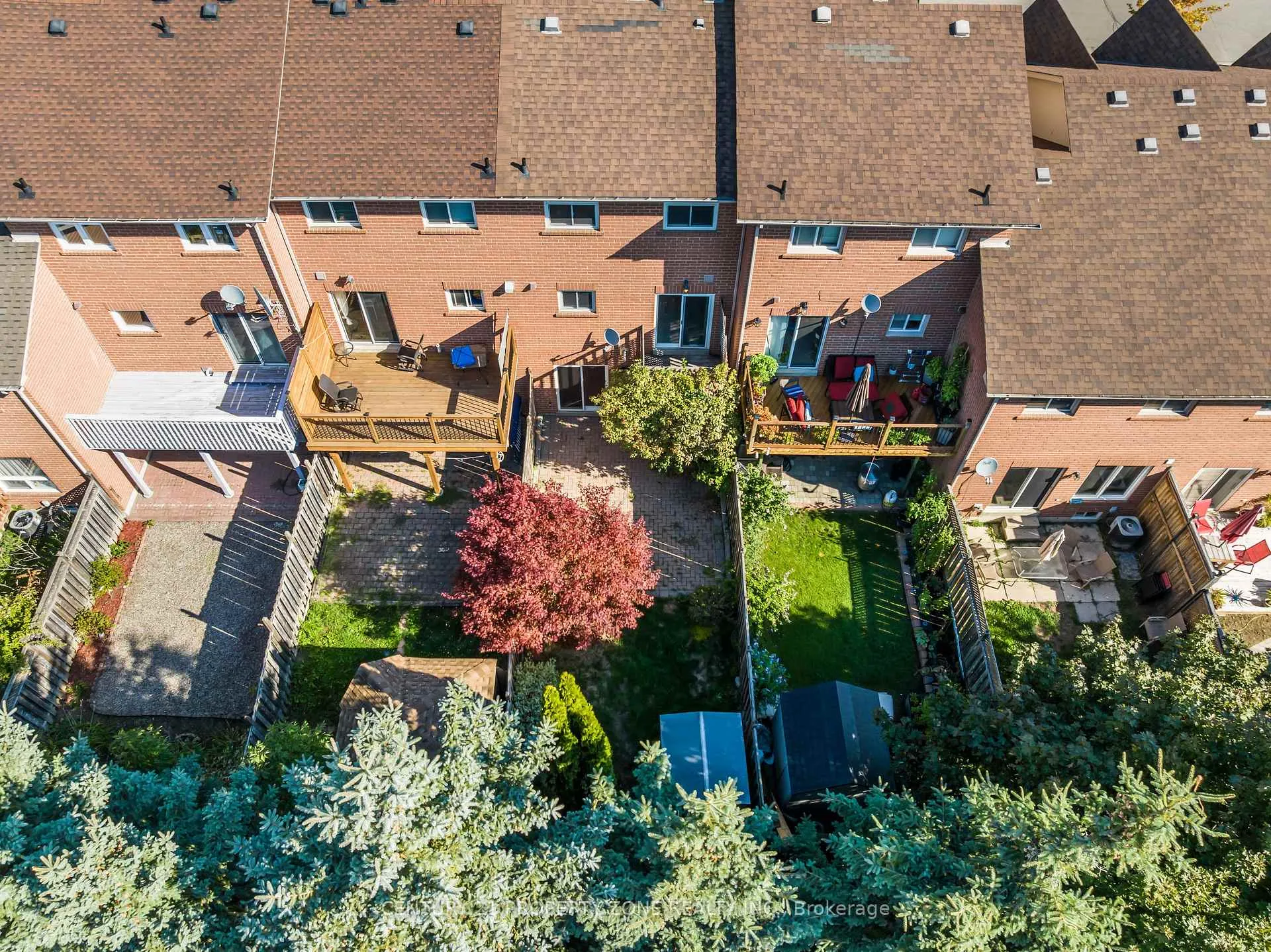 Photo 37 of 63 Kelso Crescent, Vaughan, Maple — HOMEH