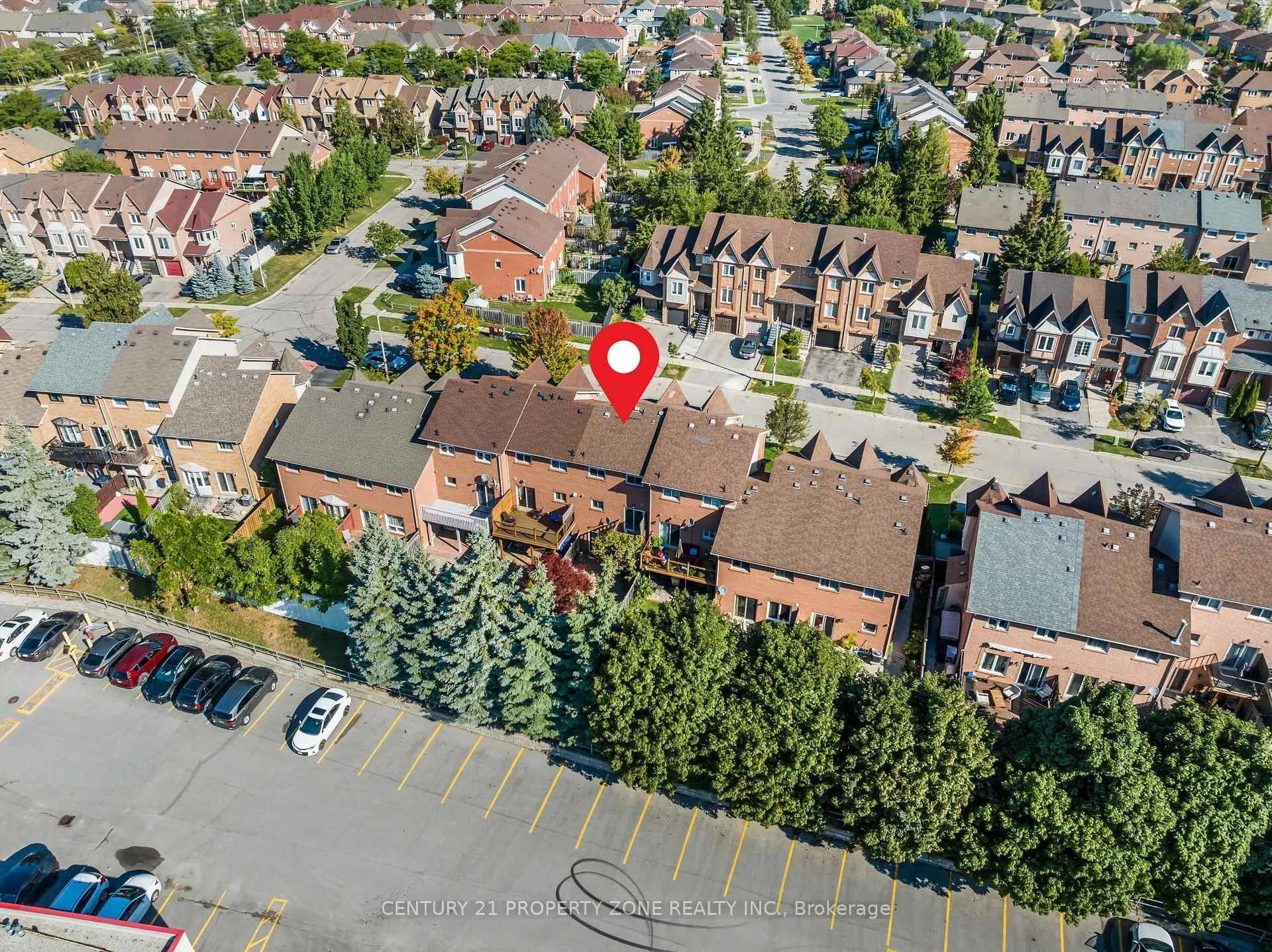 Photo 38 of 63 Kelso Crescent, Vaughan, Maple — HOMEH