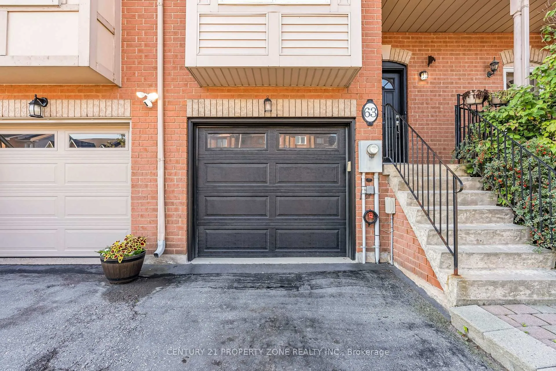 Photo 41 of 63 Kelso Crescent, Vaughan, Maple — HOMEH