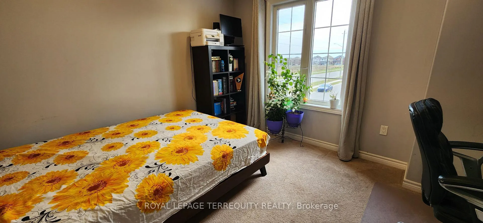 Photo 15 of 26 Moses Crescent, Clarington, Bowmanville — HOMEH