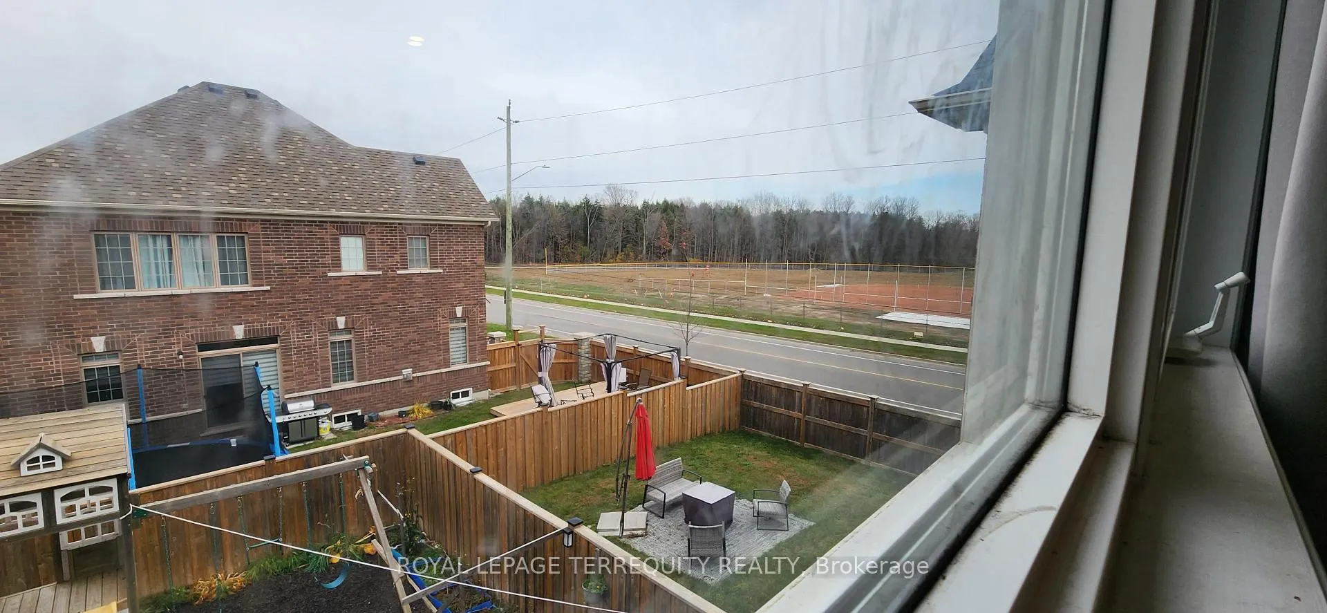 Photo 34 of 26 Moses Crescent, Clarington, Bowmanville — HOMEH