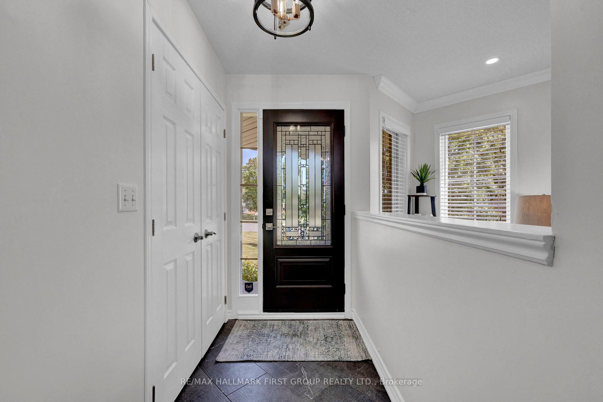Photo 2 of 160 High Street, Clarington, Bowmanville — HOMEH