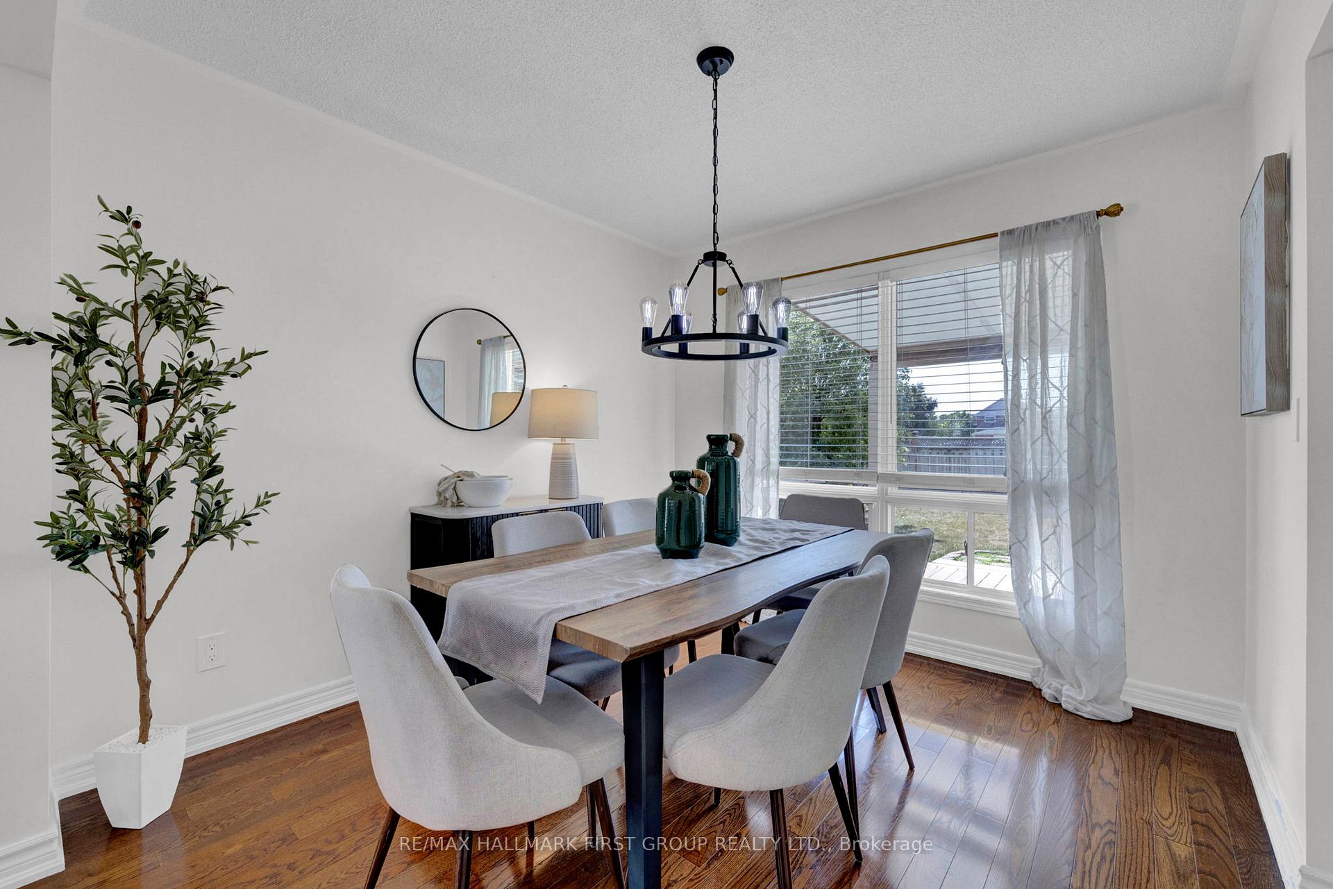 Photo 8 of 160 High Street, Clarington, Bowmanville — HOMEH
