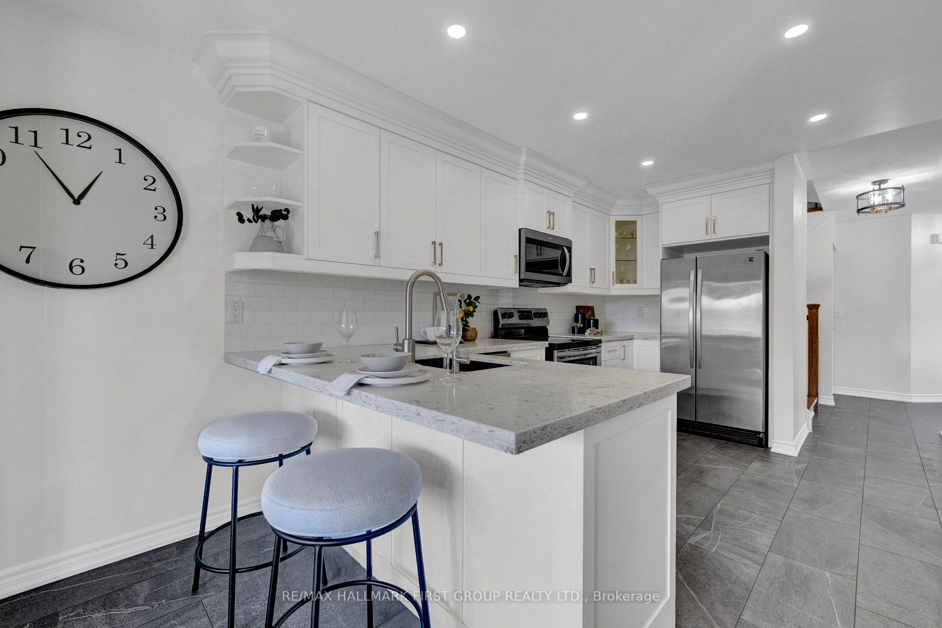Photo 14 of 160 High Street, Clarington, Bowmanville — HOMEH