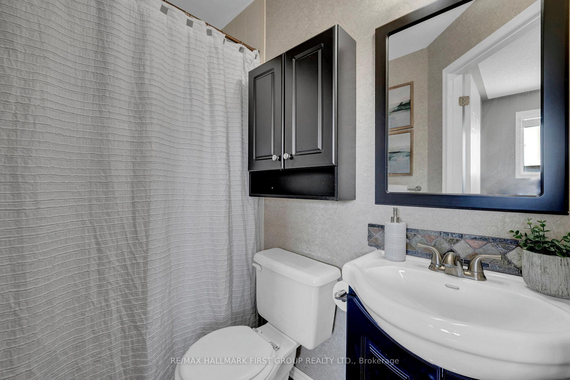 Photo 22 of 160 High Street, Clarington, Bowmanville — HOMEH