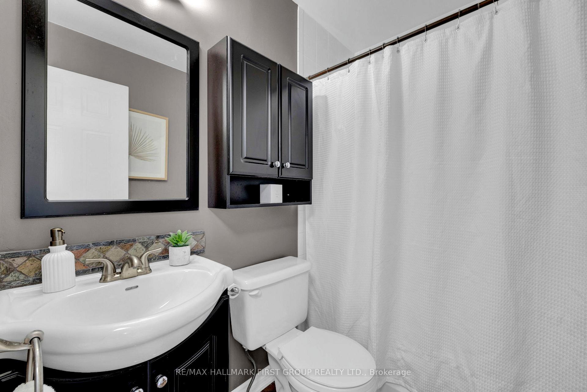 Photo 25 of 160 High Street, Clarington, Bowmanville — HOMEH