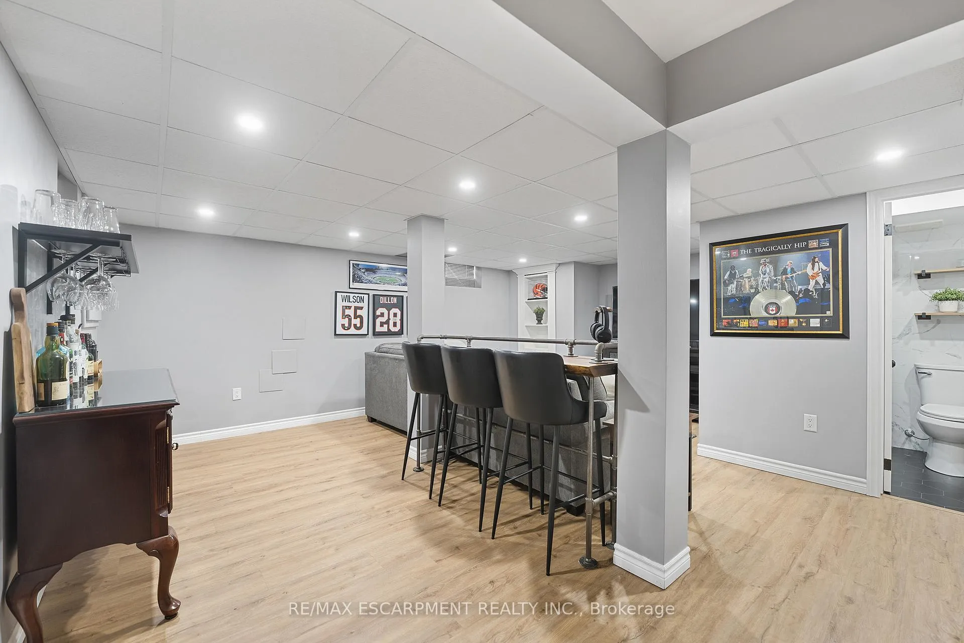 Photo 30 of 100 Rockhaven Lane, Hamilton, Waterdown — HOMEH