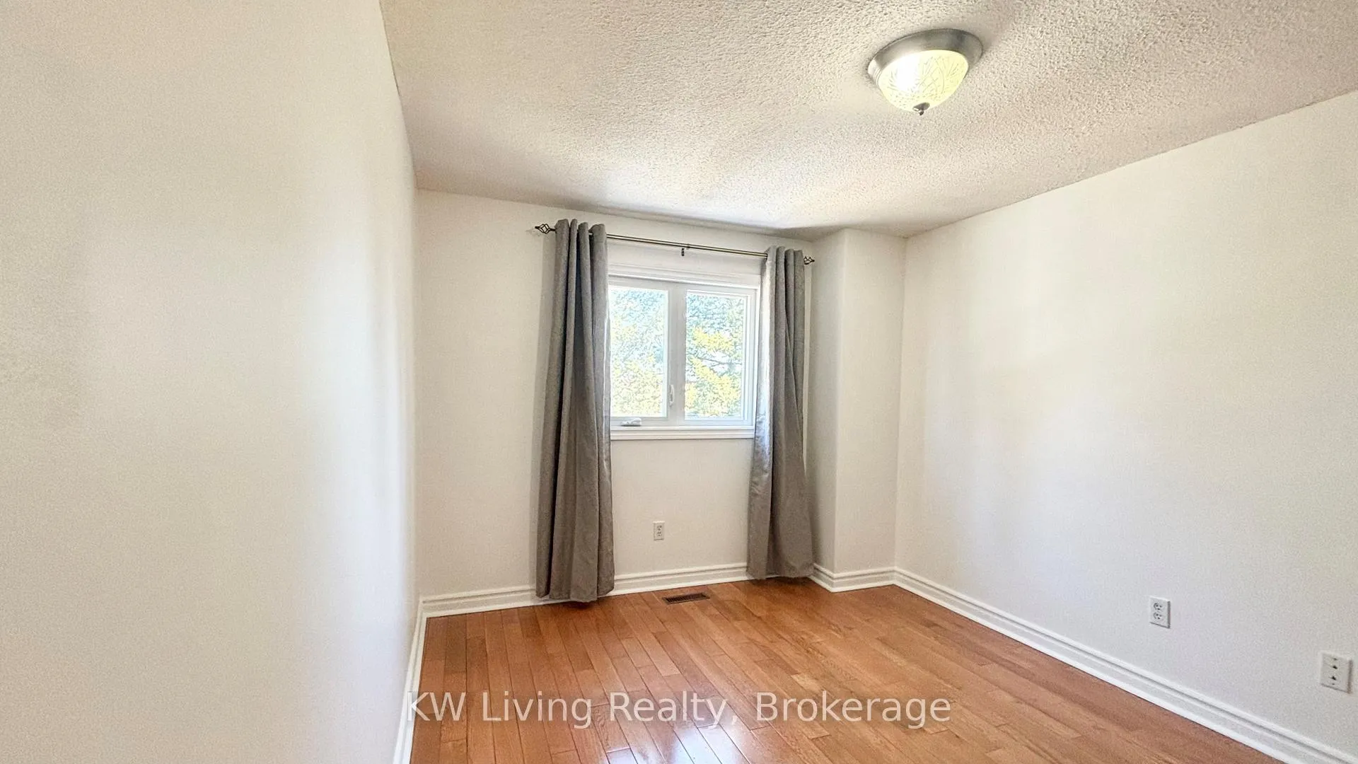 Photo 9 of 59 Ingram Road, Markham, Milliken Mills East — HOMEH