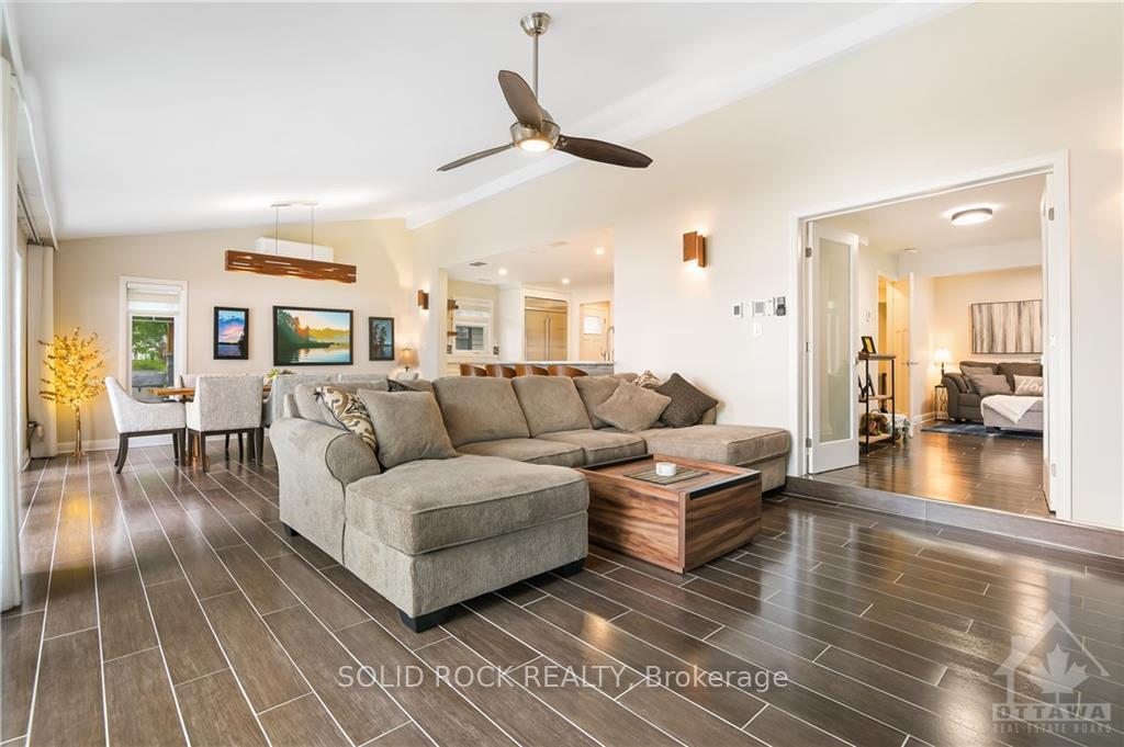Photo 5 of 134 Bayview Drive, Ottawa, Constance Bay — HOMEH