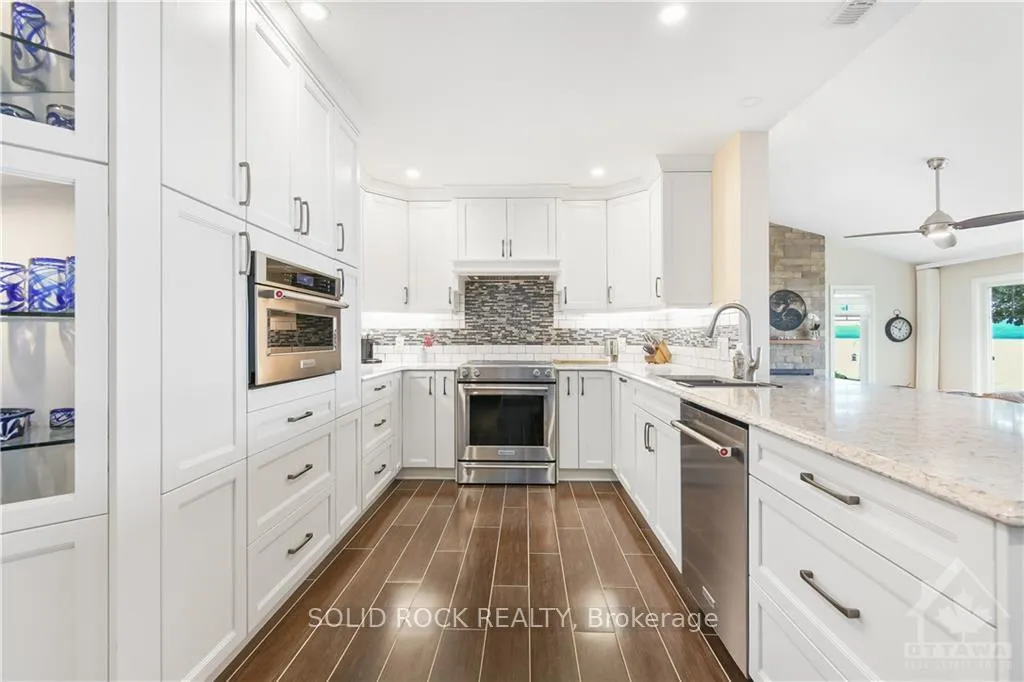 Photo 17 of 134 Bayview Drive, Ottawa, Constance Bay — HOMEH