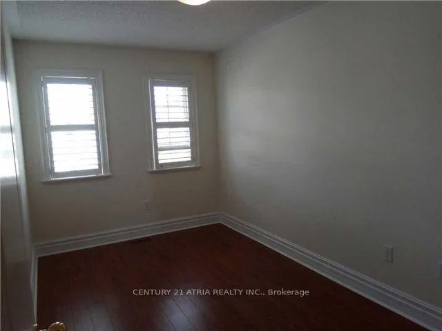 Photo 5 of 54 Christephen Crescent, Richmond Hill, Rouge Woods — HOMEH