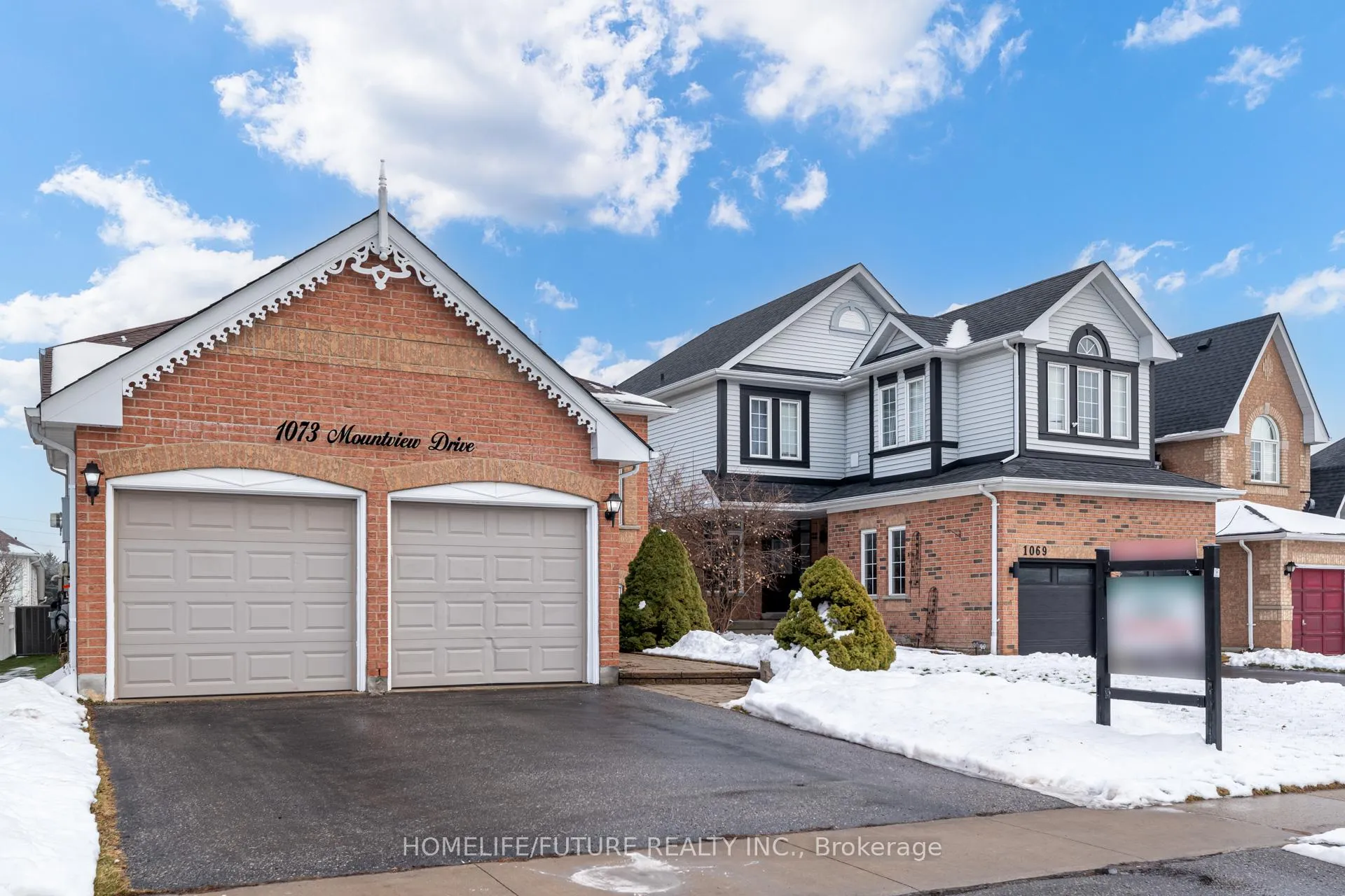 Photo 2 of 1073 Mountview Drive, Oshawa, Pinecrest — HOMEH