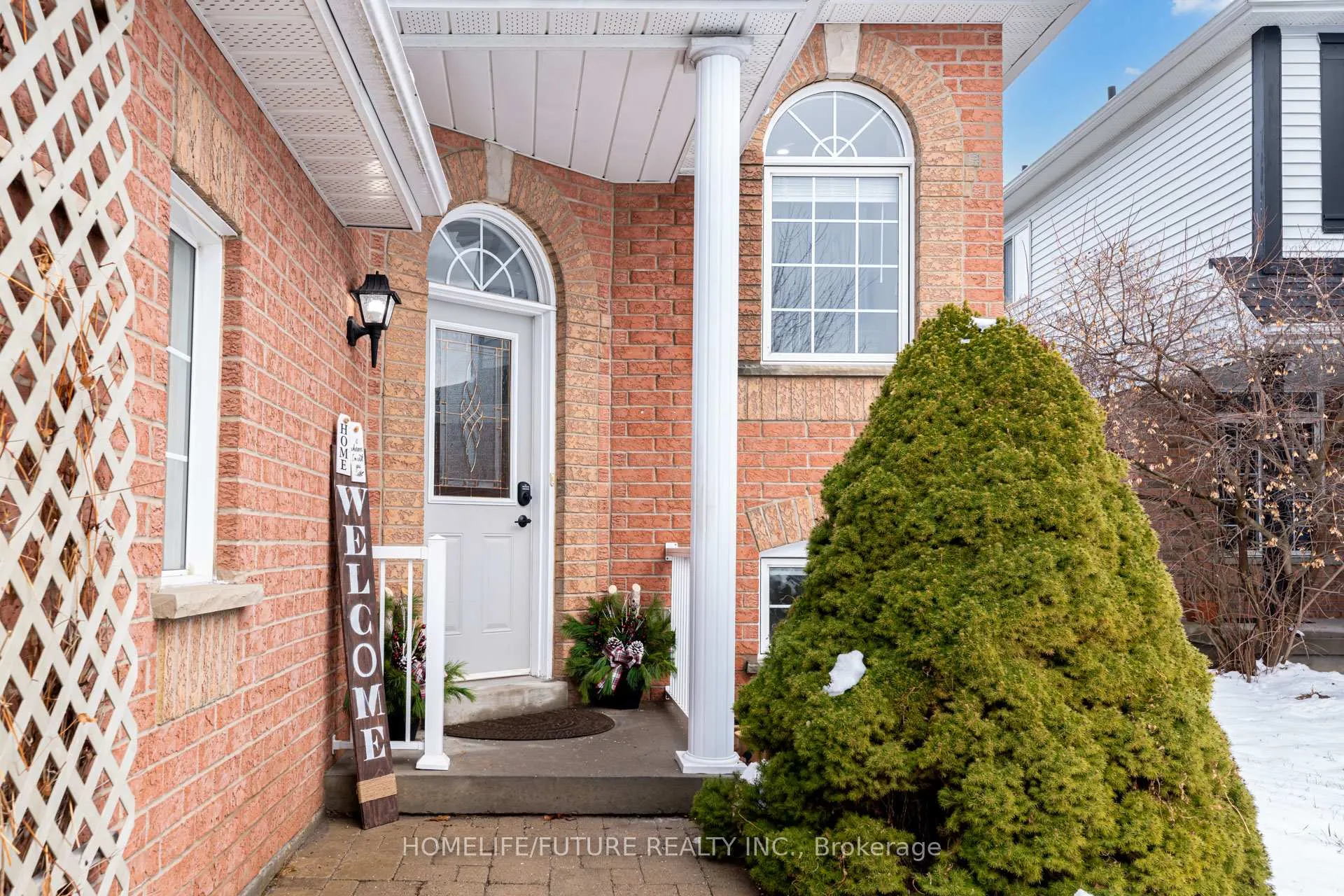 Photo 4 of 1073 Mountview Drive, Oshawa, Pinecrest — HOMEH