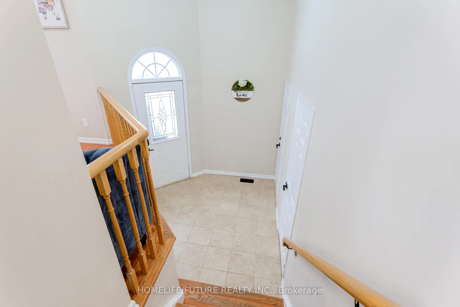 Photo 6 of 1073 Mountview Drive, Oshawa, Pinecrest — HOMEH