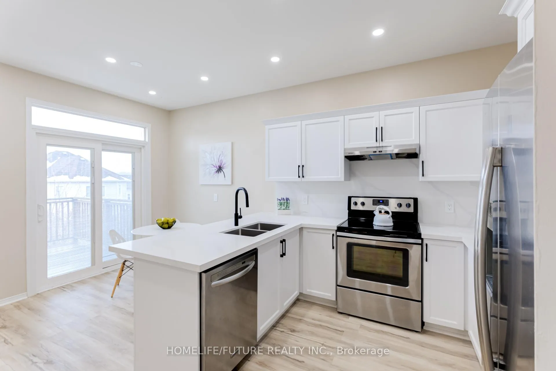 Photo 14 of 1073 Mountview Drive, Oshawa, Pinecrest — HOMEH