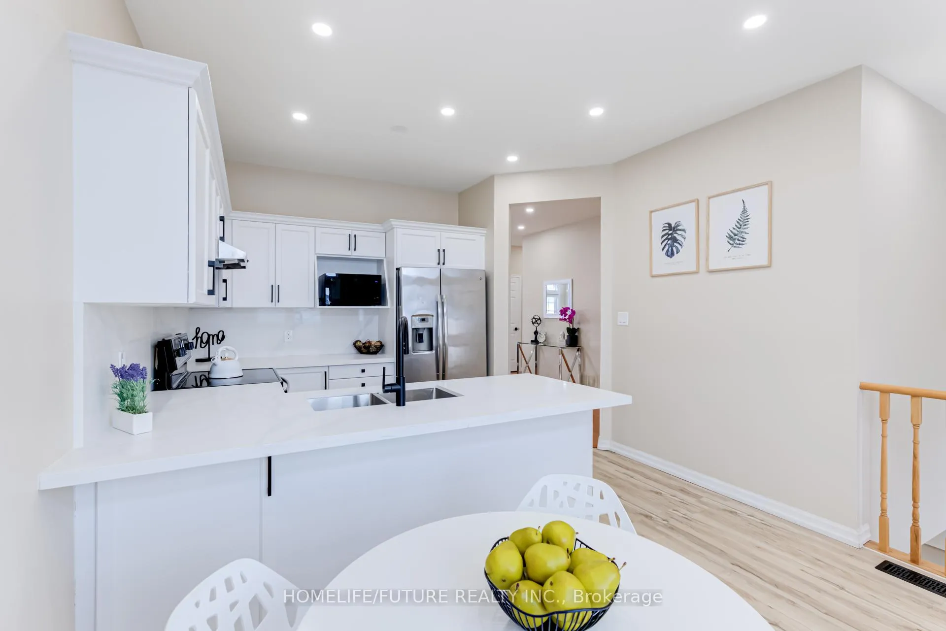 Photo 15 of 1073 Mountview Drive, Oshawa, Pinecrest — HOMEH