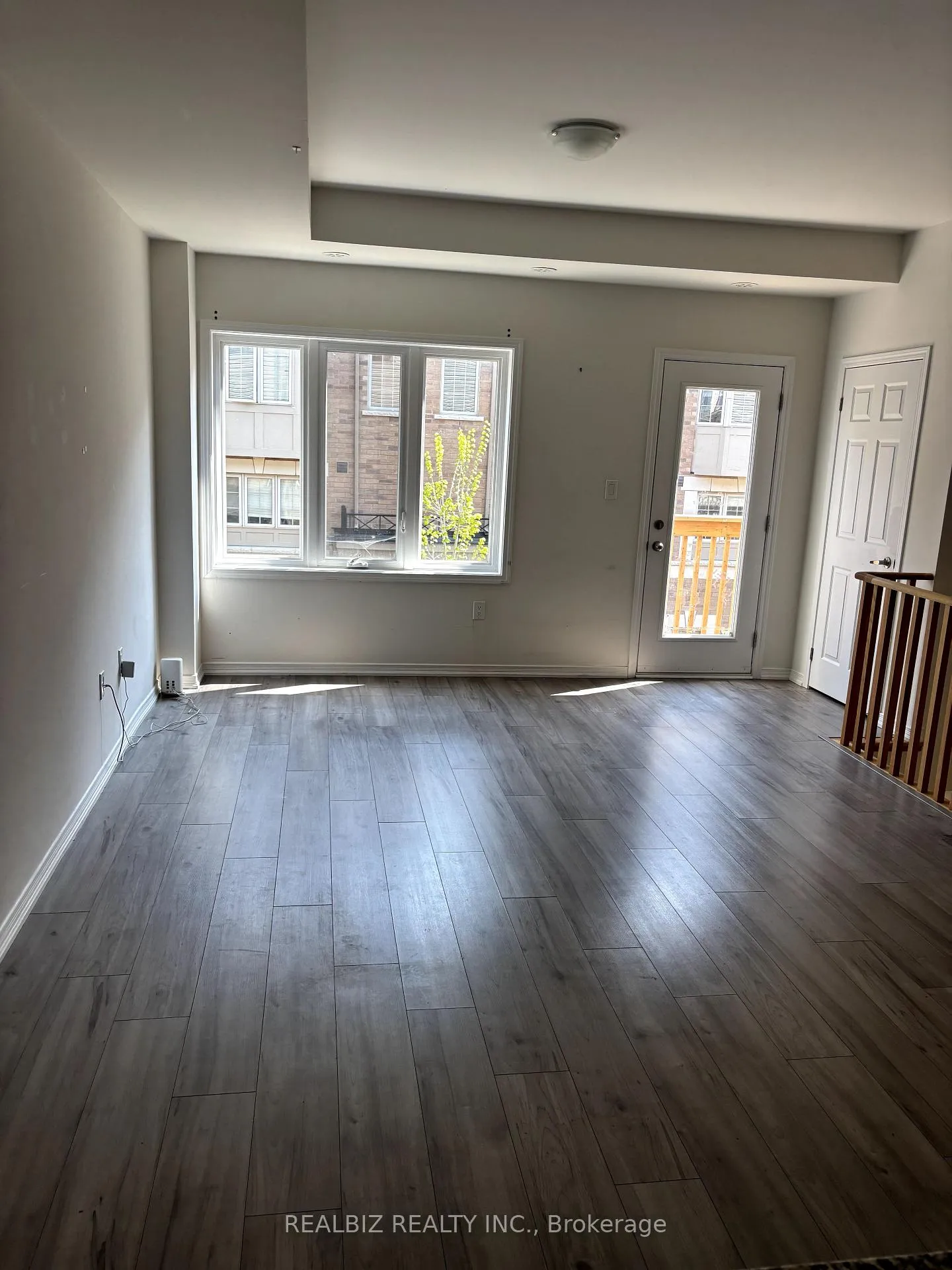 Photo 3 of 2619 Magdalen Path, Oshawa, Windfields — HOMEH