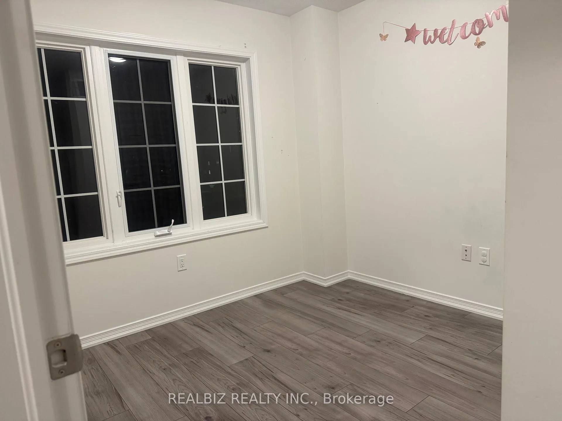 Photo 9 of 2619 Magdalen Path, Oshawa, Windfields — HOMEH