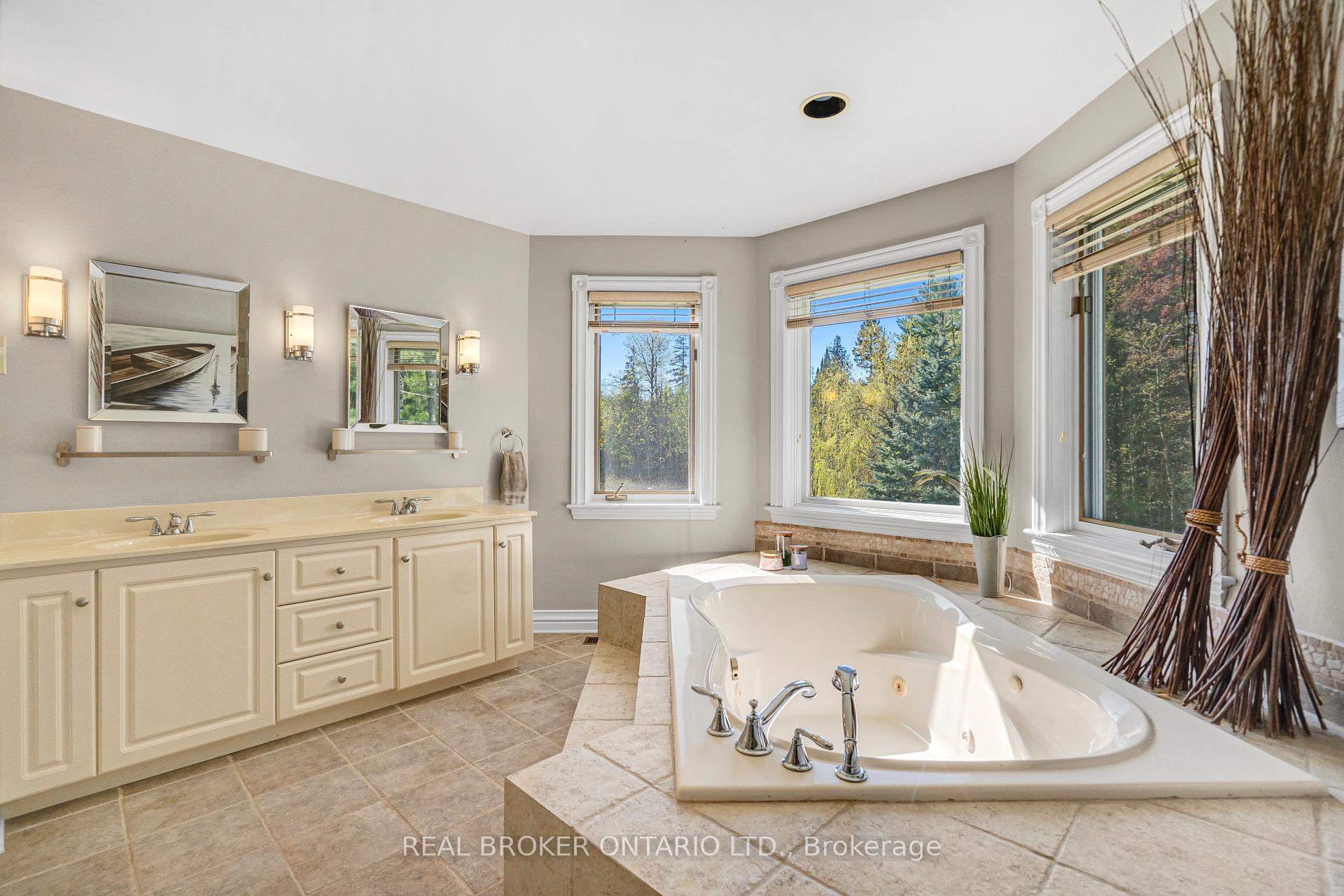 Photo 34 of 101 Pine Brook Lane, Ottawa, Huntley Ward (South West) — HOMEH