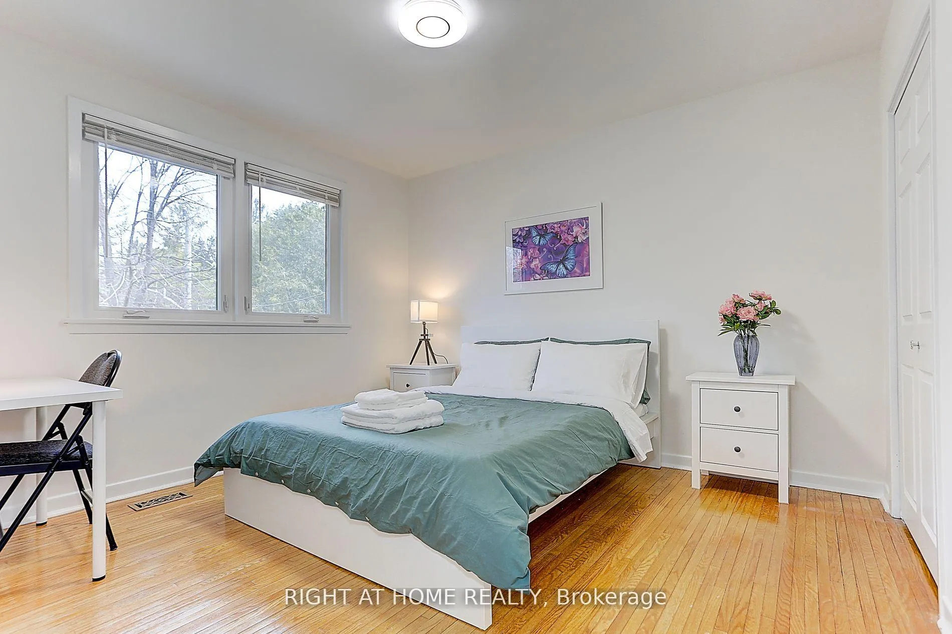 Photo 13 of 216 Steeles Avenue E, Markham, Grandview — HOMEH