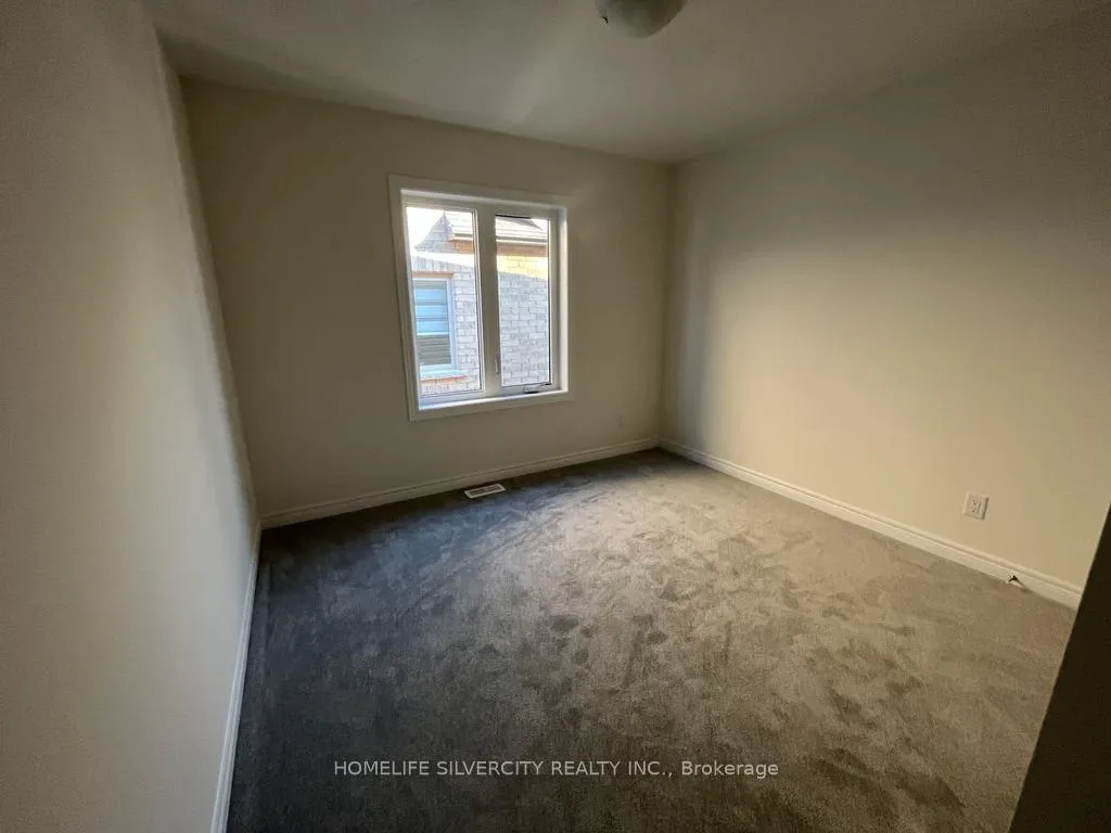 Photo 9 of 82 Broadacre Drive, Kitchener — HOMEH