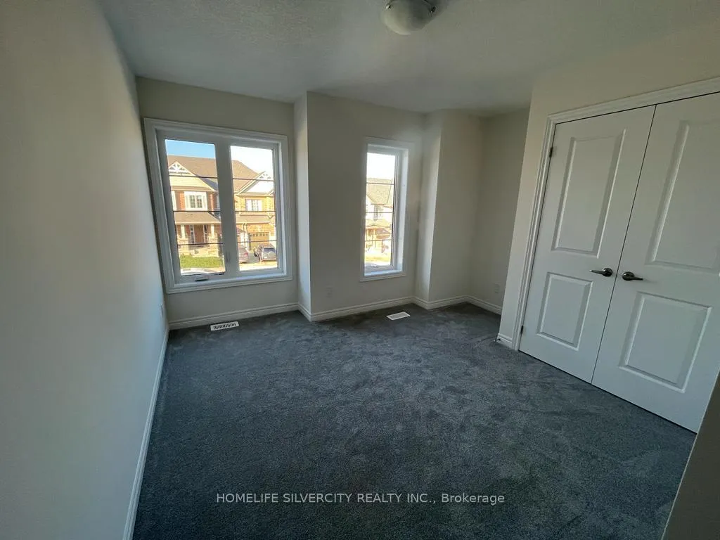 Photo 14 of 82 Broadacre Drive, Kitchener — HOMEH