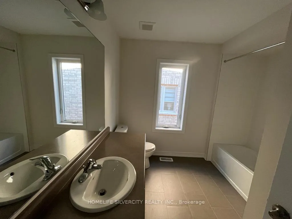 Photo 16 of 82 Broadacre Drive, Kitchener — HOMEH