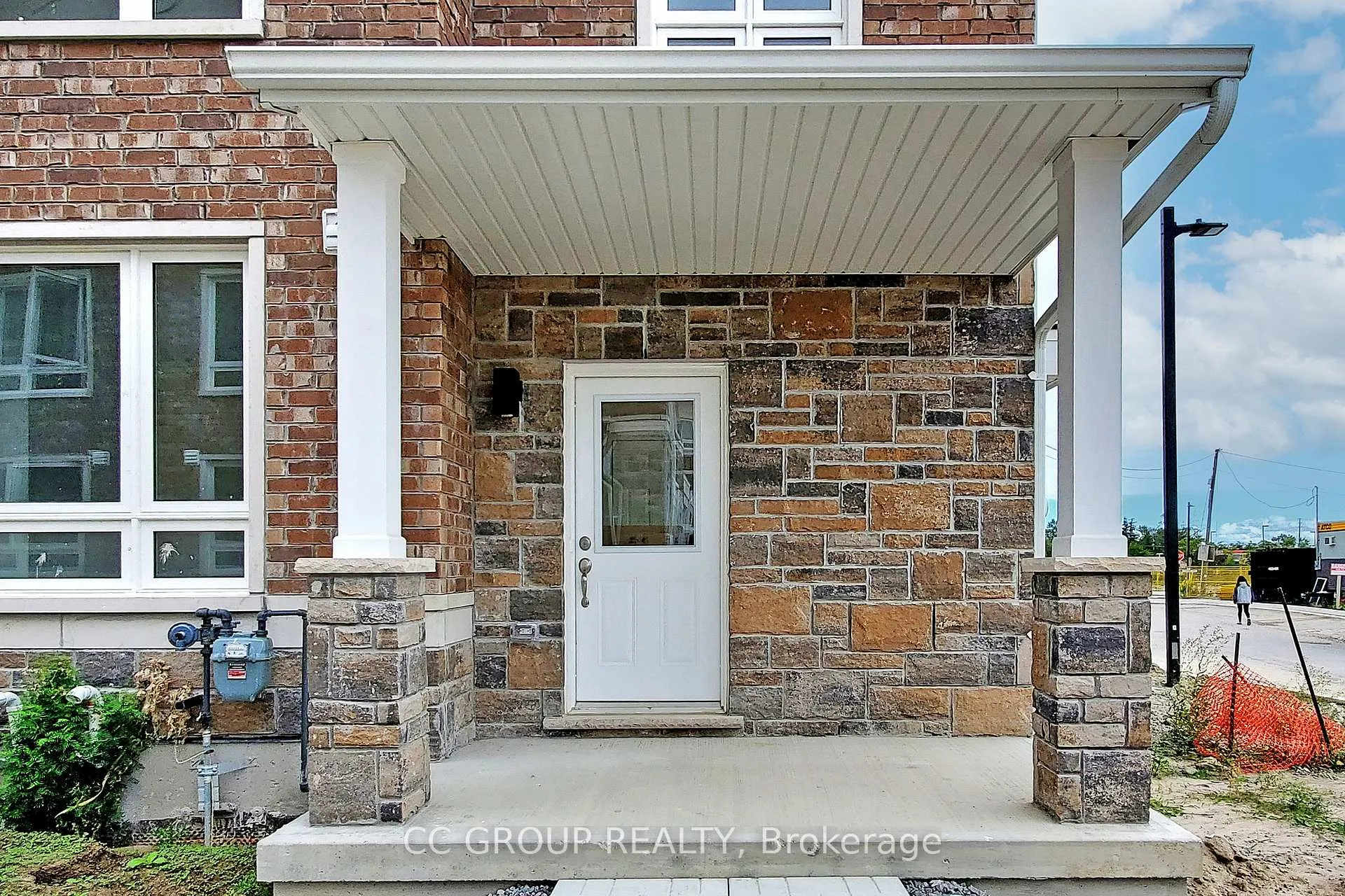 Photo 2 of 1 Imperial College Lane, Markham, Wismer — HOMEH