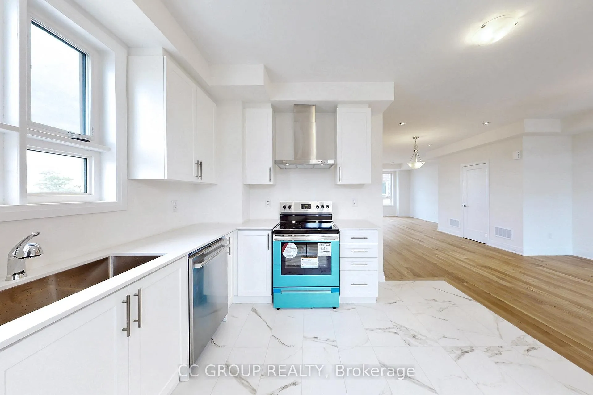 Photo 13 of 1 Imperial College Lane, Markham, Wismer — HOMEH