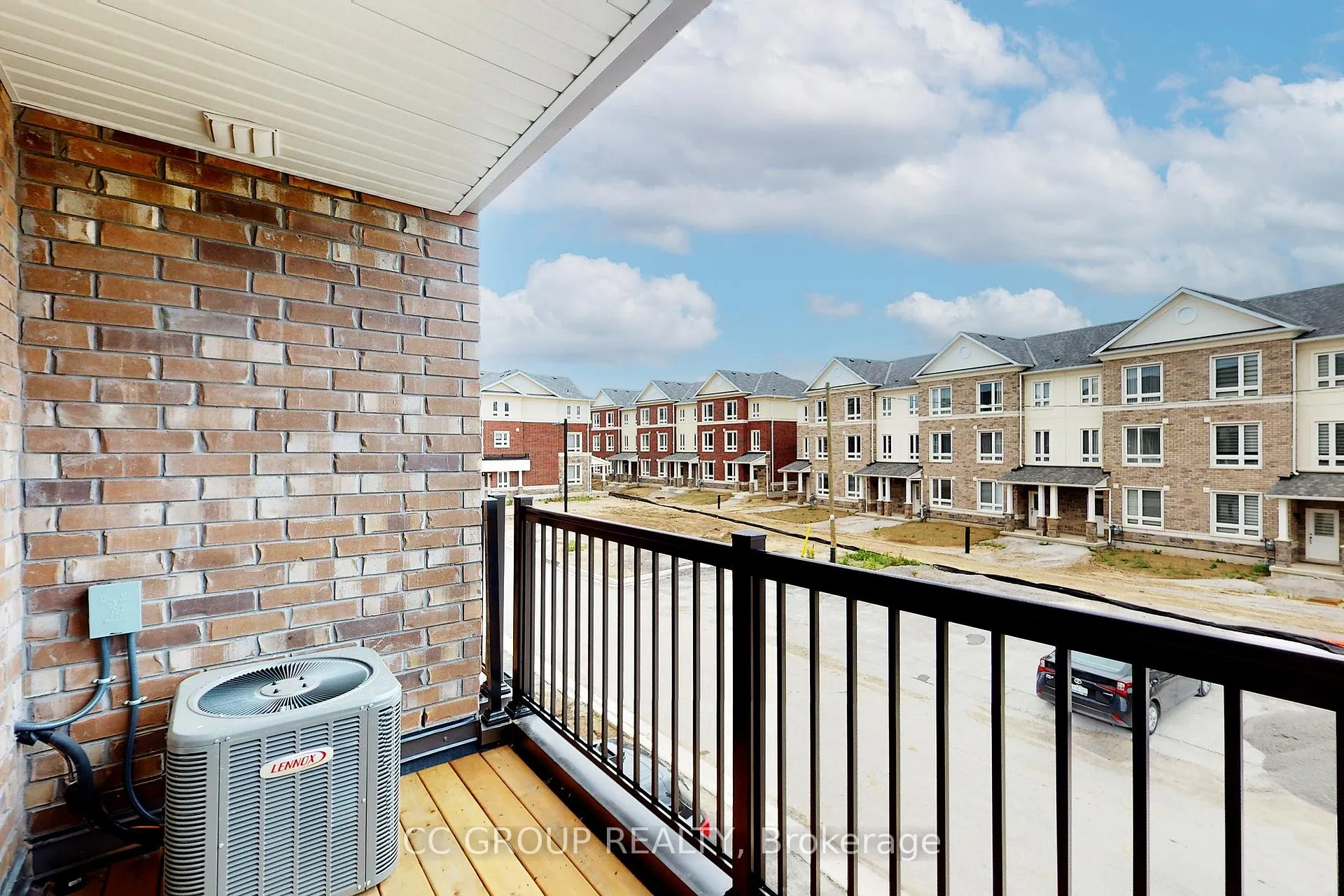 Photo 31 of 1 Imperial College Lane, Markham, Wismer — HOMEH
