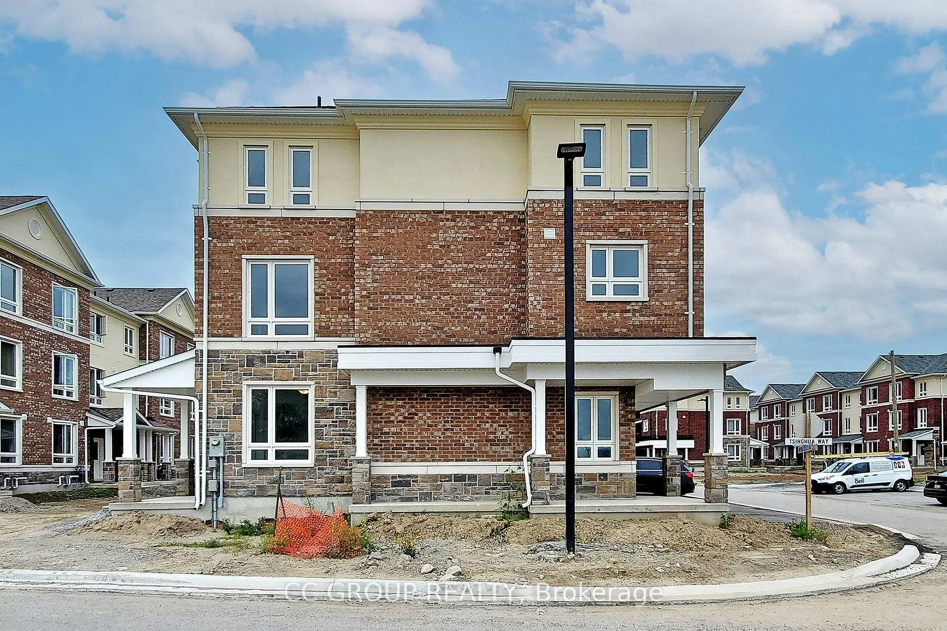Photo 33 of 1 Imperial College Lane, Markham, Wismer — HOMEH