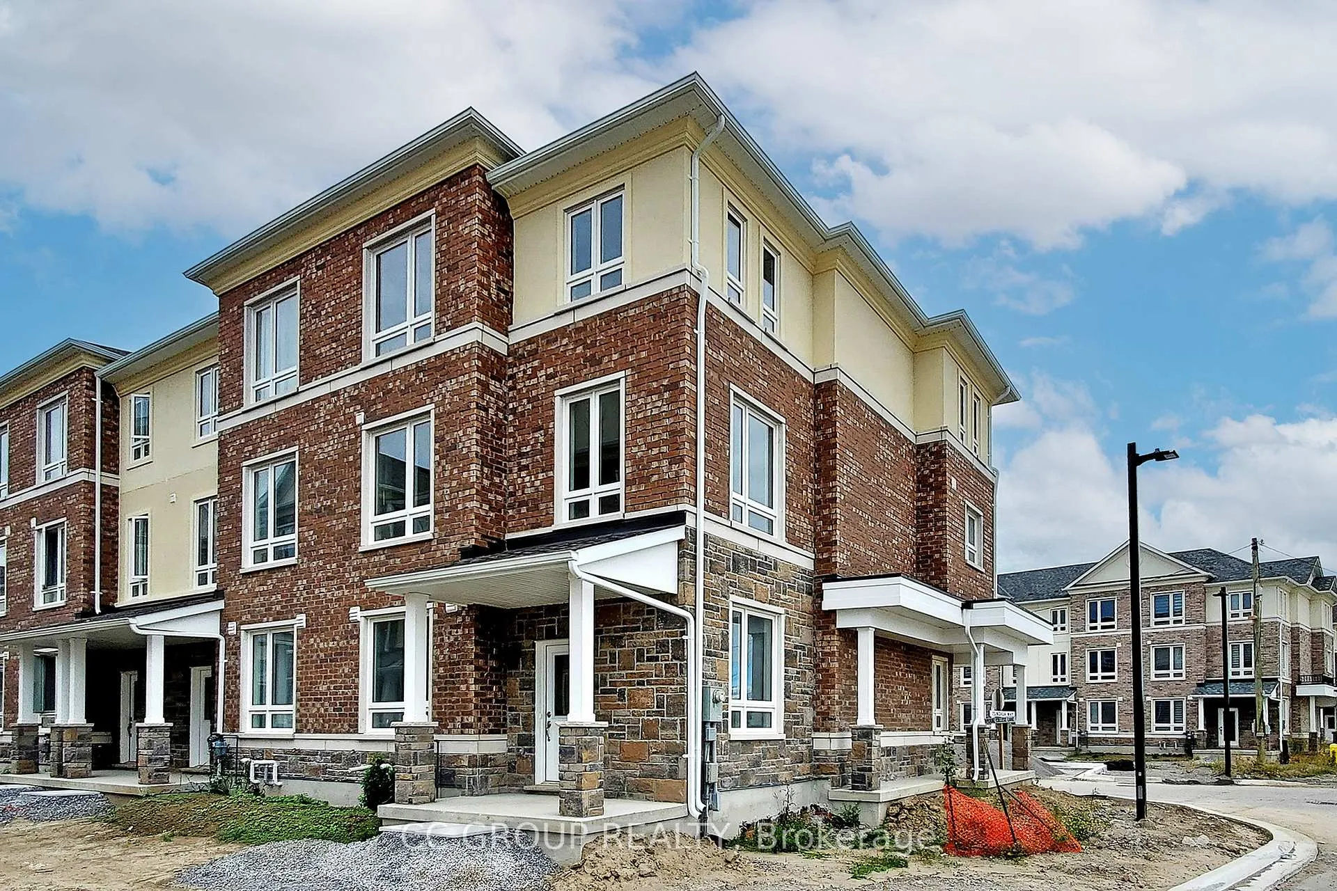 Photo 36 of 1 Imperial College Lane, Markham, Wismer — HOMEH