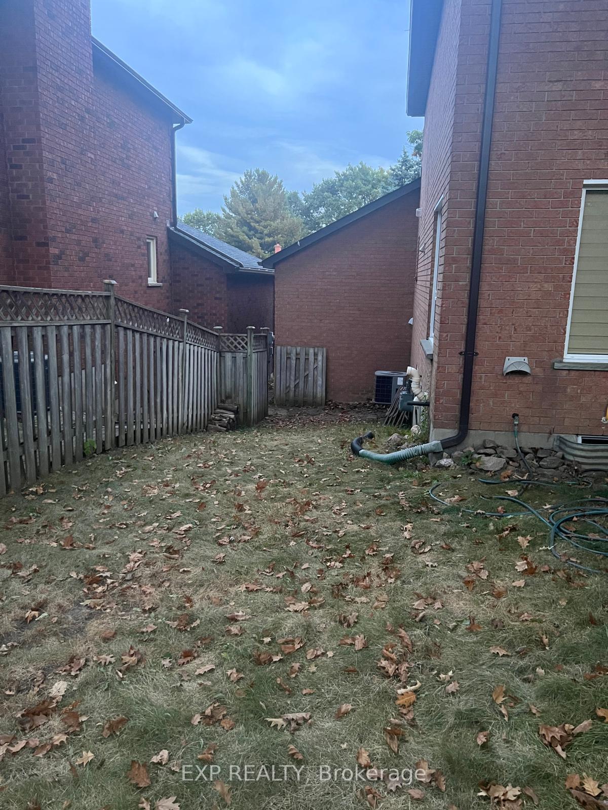 Photo 32 of Unit Main, 62 Gibbon Drive, Barrie, Letitia Heights — HOMEH