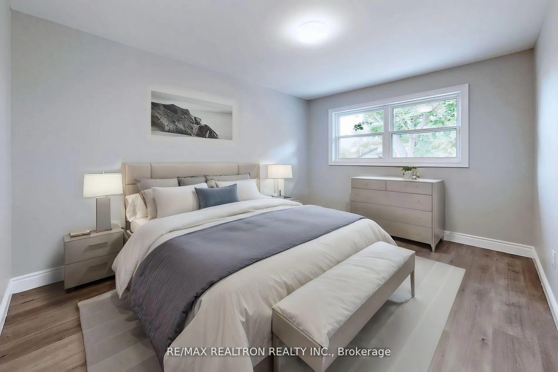 Photo 7 of 249 Trent Street, Oshawa, McLaughlin — HOMEH