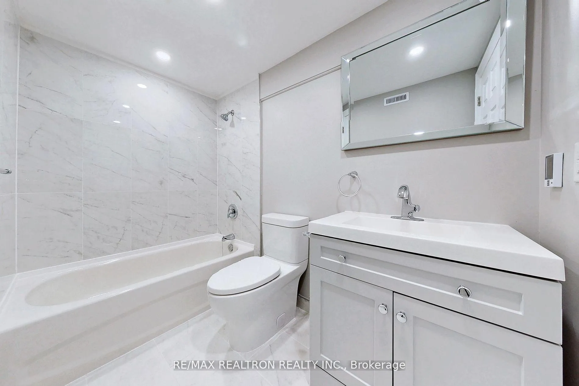 Photo 14 of 249 Trent Street, Oshawa, McLaughlin — HOMEH