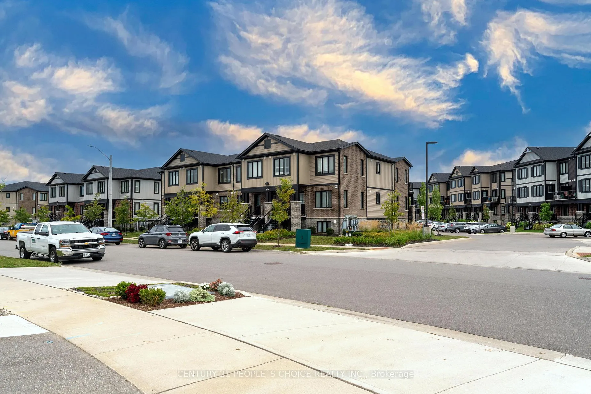 Photo 9 of 155 Rochefort Street, Kitchener, Huron Park — HOMEH
