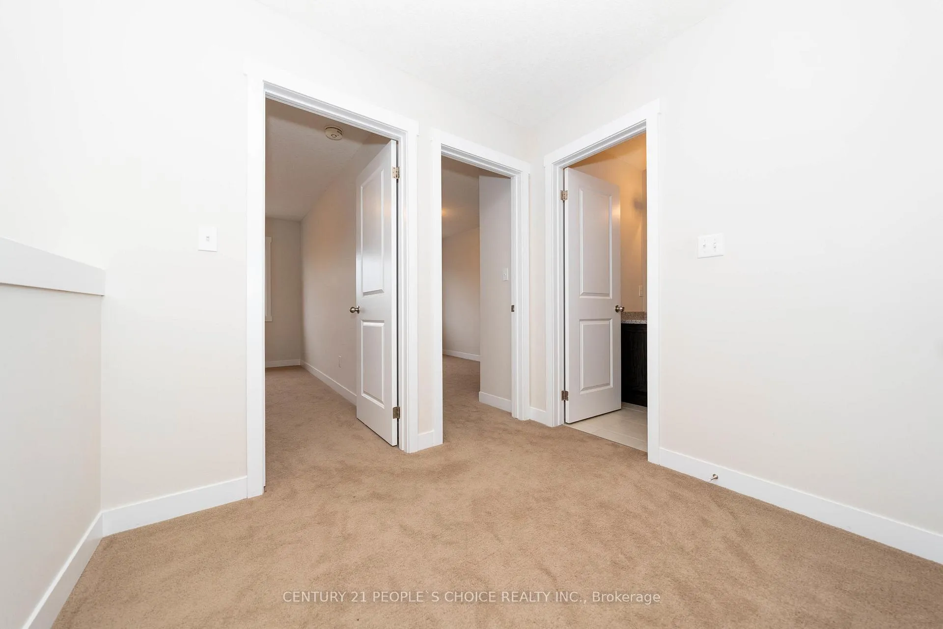 Photo 20 of 155 Rochefort Street, Kitchener, Huron Park — HOMEH