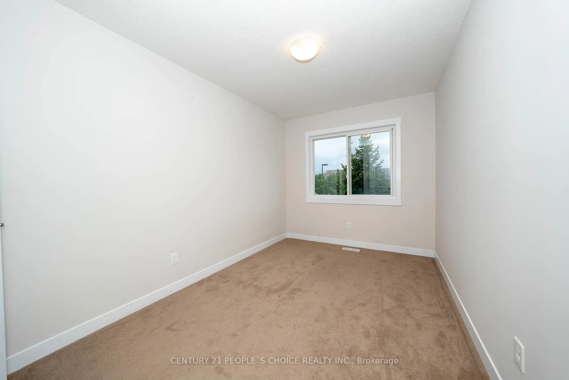 Photo 23 of 155 Rochefort Street, Kitchener, Huron Park — HOMEH