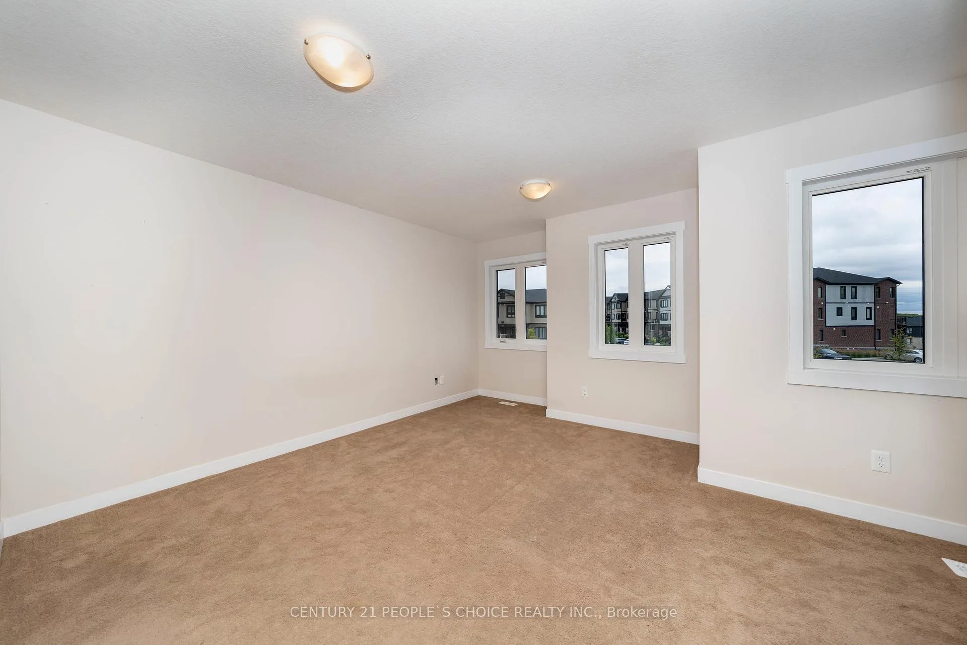 Photo 25 of 155 Rochefort Street, Kitchener, Huron Park — HOMEH
