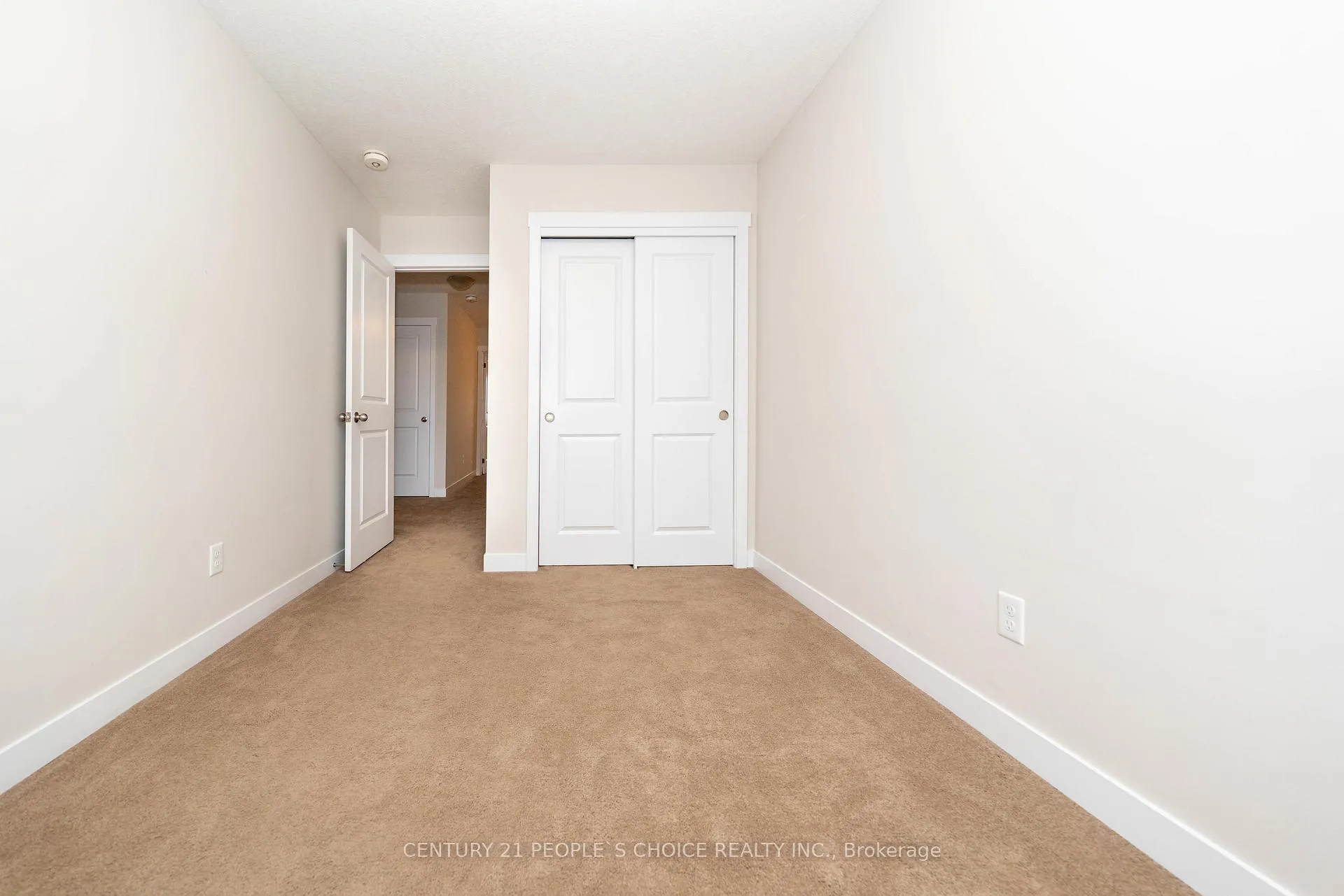 Photo 33 of 155 Rochefort Street, Kitchener, Huron Park — HOMEH