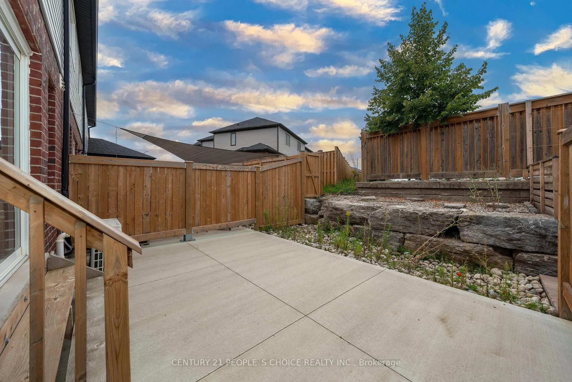 Photo 43 of 155 Rochefort Street, Kitchener, Huron Park — HOMEH