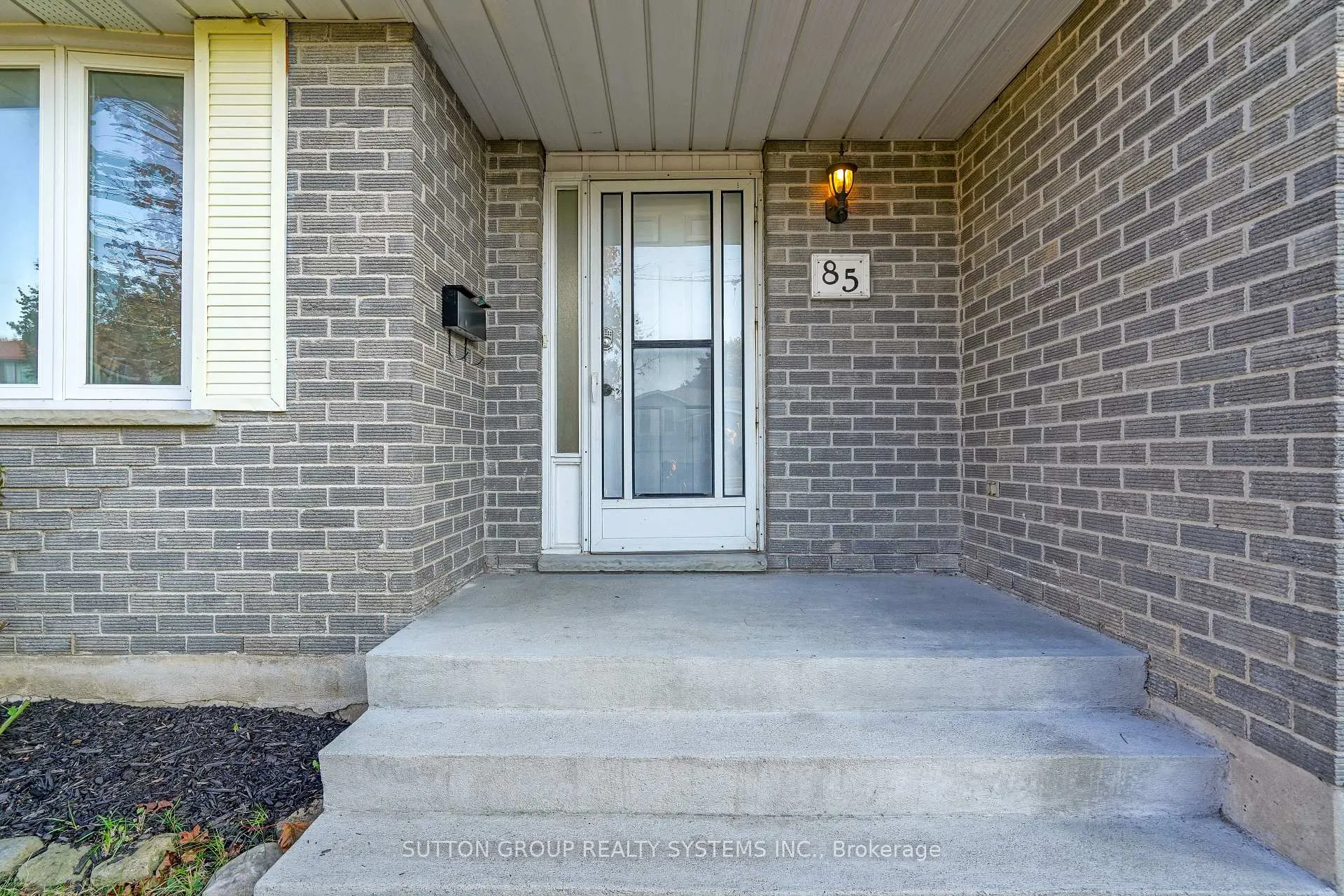 Photo 2 of Unit Upper, 85 Covington Crescent, Kitchener — HOMEH