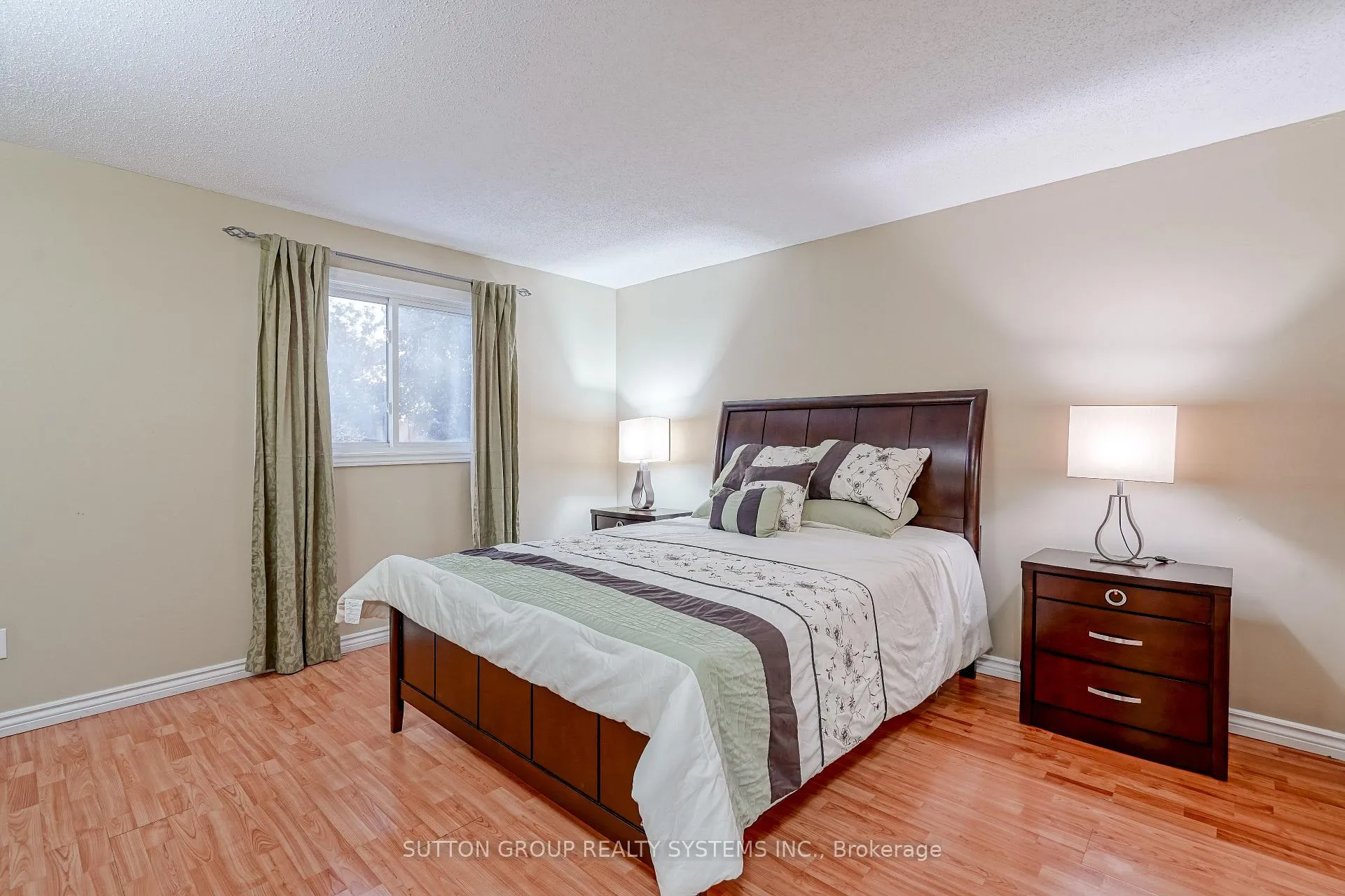 Photo 12 of Unit Upper, 85 Covington Crescent, Kitchener — HOMEH