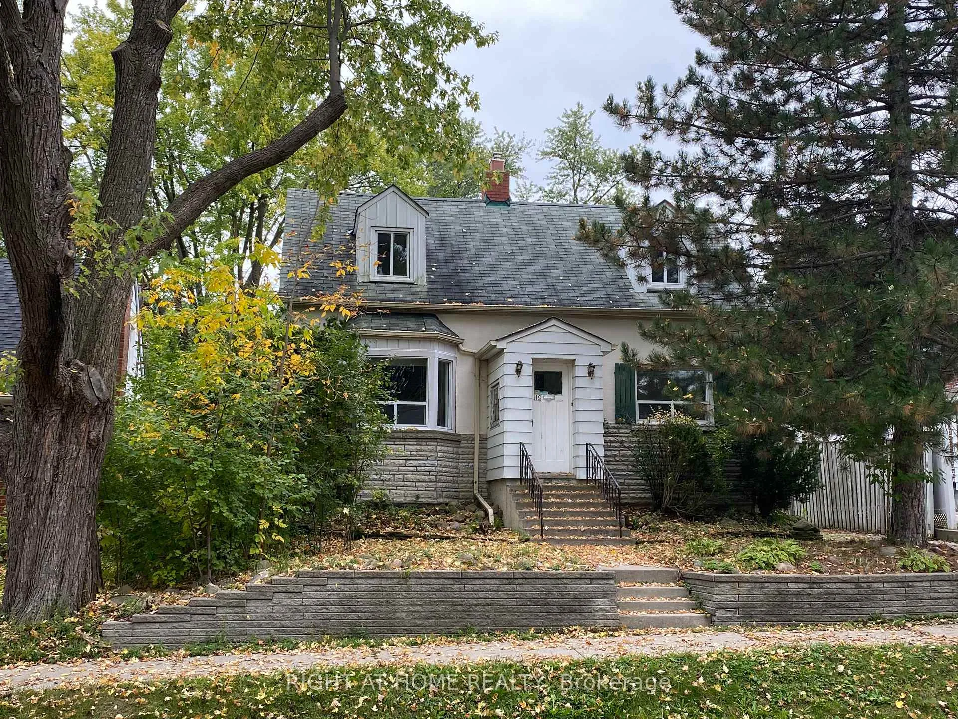 Photo 1 of 112 Baker Avenue, Richmond Hill, Crosby — HOMEH