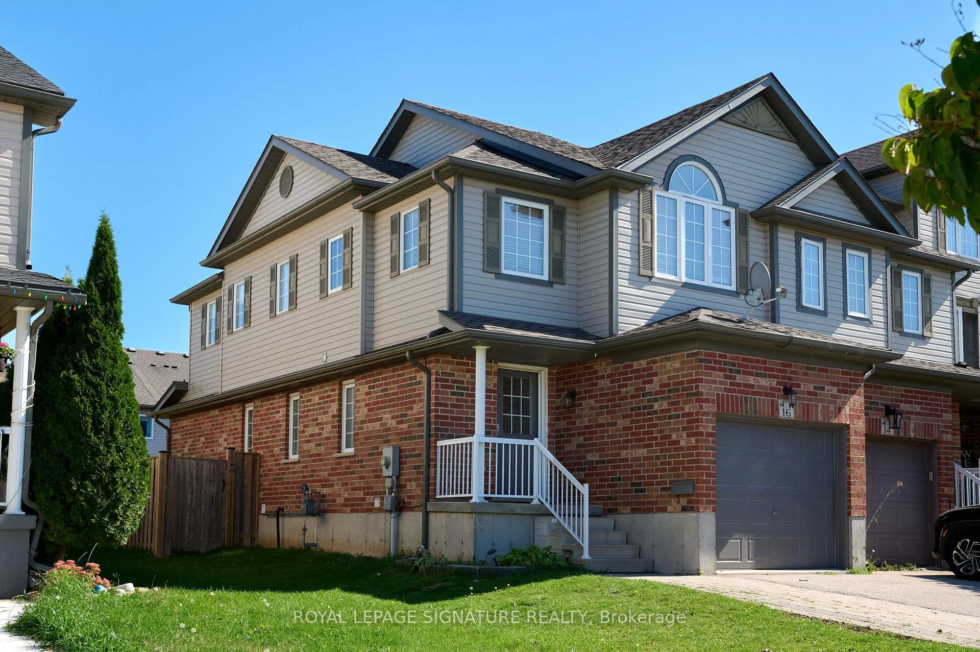 Photo 2 of 16 Chantilly Street, Kitchener, Huron Park — HOMEH