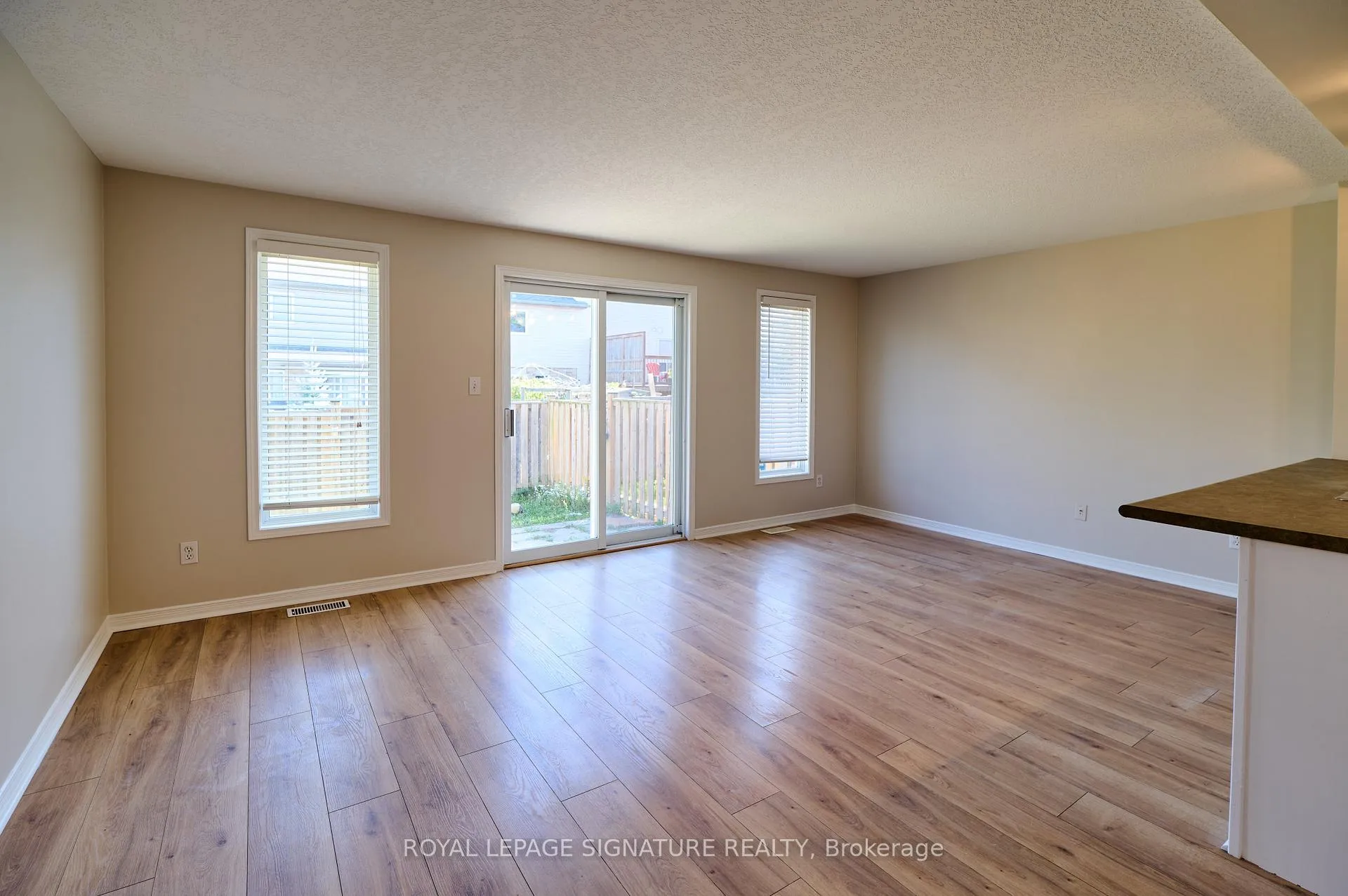 Photo 12 of 16 Chantilly Street, Kitchener, Huron Park — HOMEH
