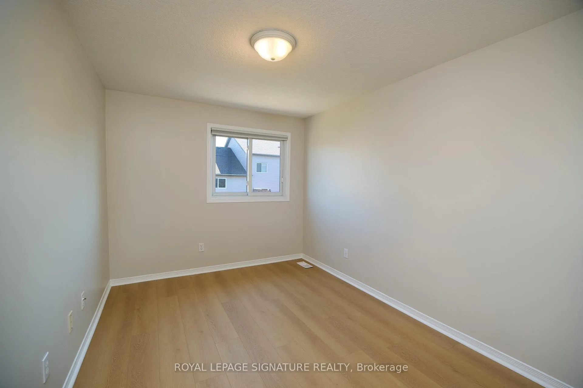 Photo 20 of 16 Chantilly Street, Kitchener, Huron Park — HOMEH