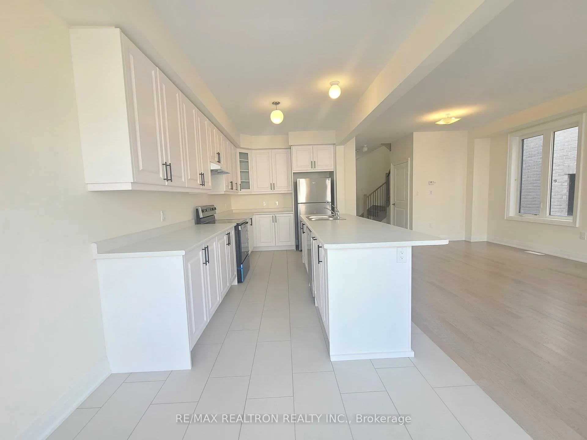 Photo 4 of 66 McGowan Drive, Whitby, Rural Whitby — HOMEH